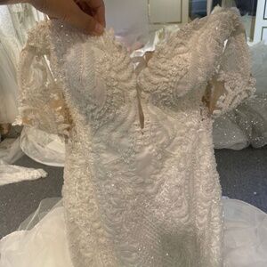 Amanda Novias Wedding Dress